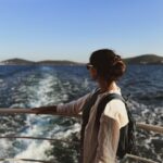 sur un bateau