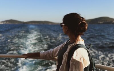 sur un bateau